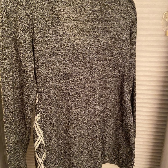 Chic Cowl Neck Sweater in Gray and Cream By Derek Love - Picture 9 of 13